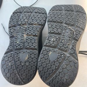 Hoka Bondi 7 black leather Slip Resistant shoes